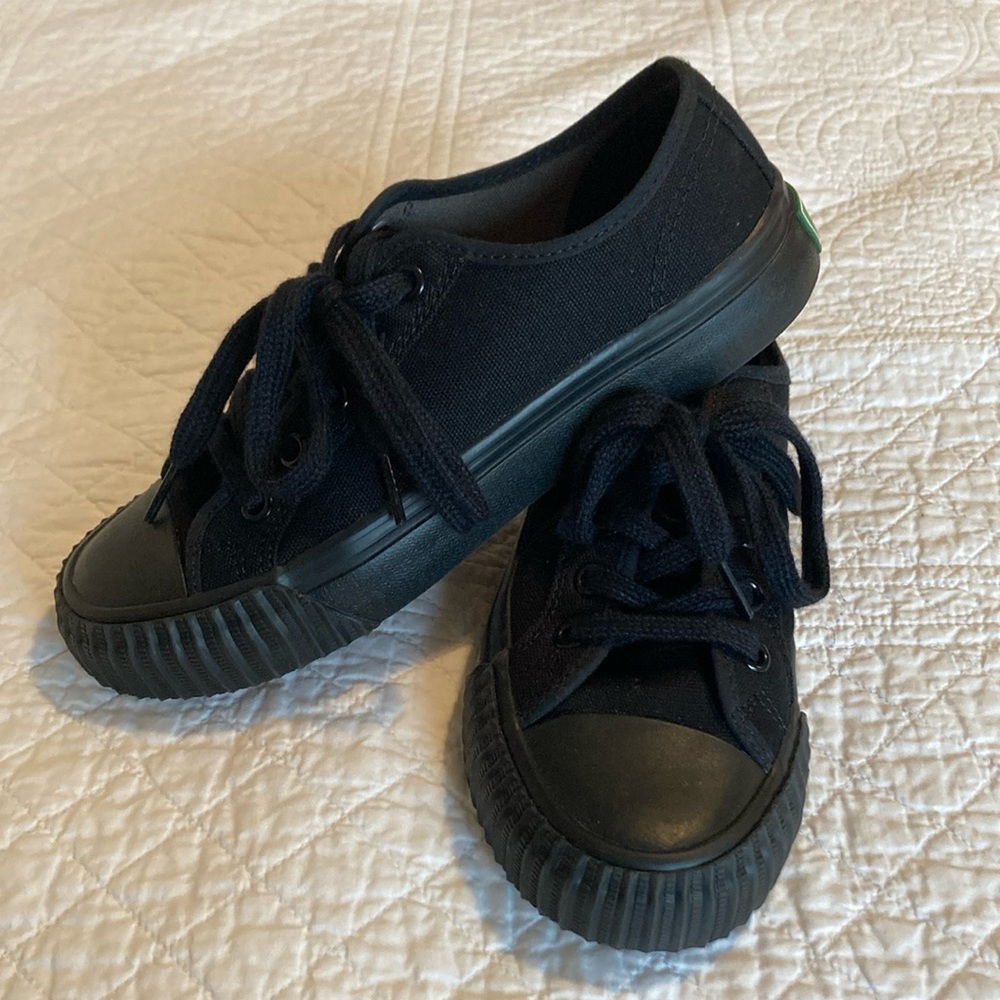 P.F. Flyers Jet Black Center Lo Top sneakers